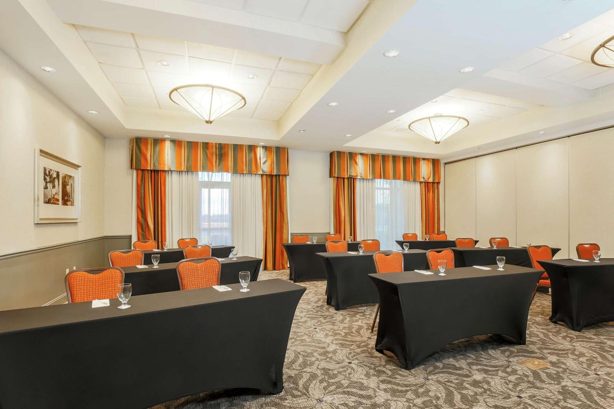Hilton Garden Inn Roanoke Rapids Ngoại thất bức ảnh