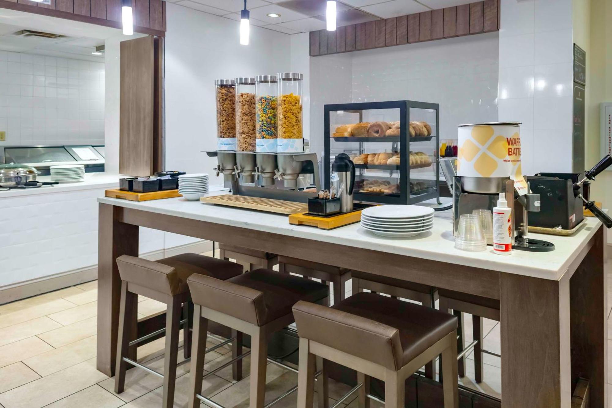 Hilton Garden Inn Roanoke Rapids Ngoại thất bức ảnh