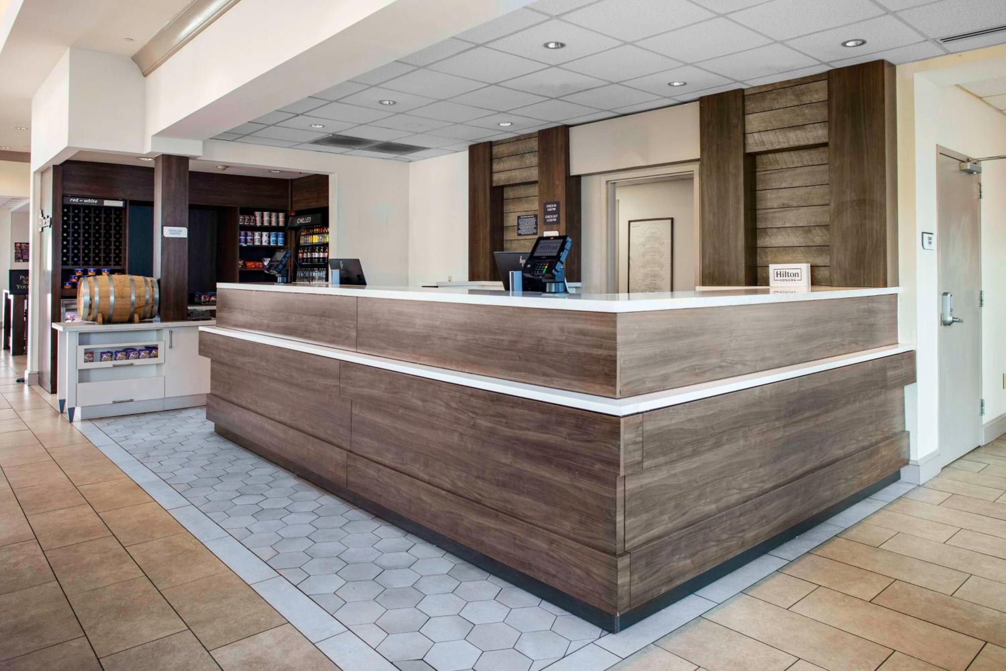 Hilton Garden Inn Roanoke Rapids Ngoại thất bức ảnh